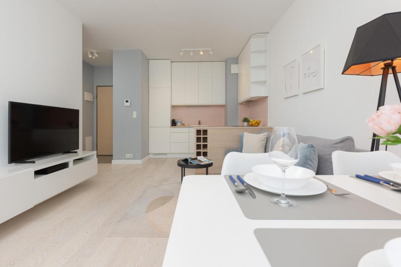 Sarmacka Apartment With Balcony Warsaw Wilanow By Noclegi Renters Εξωτερικό φωτογραφία