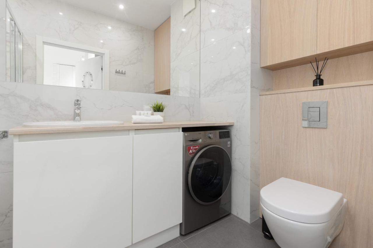 Sarmacka Apartment With Balcony Warsaw Wilanow By Noclegi Renters Εξωτερικό φωτογραφία